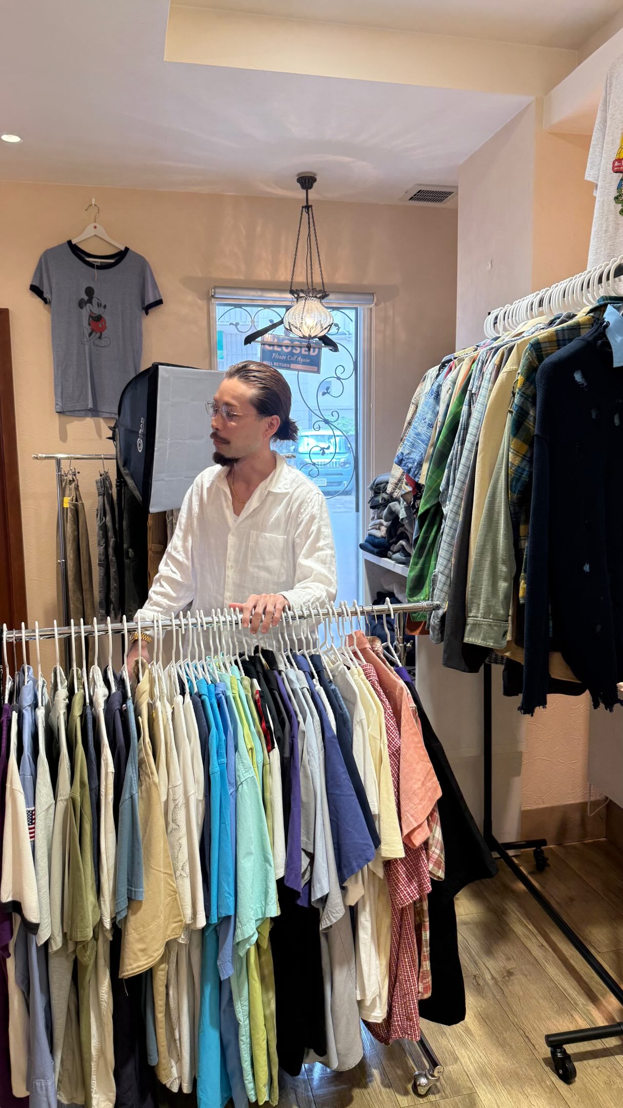 📹卒業生インタビュー撮影の裏側 第2弾✨

PULP古着👖 × 髪質改善✨ × メンズカット💇‍♂️

古着と美容が融合した、新しい感覚の美容室🌿
オシャレなお